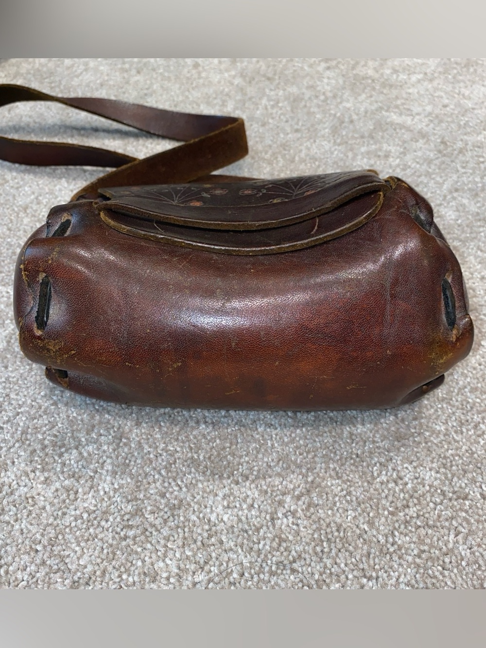 Vintage 60s / 70s Tooled Leather Hippie Boho Purse Shoulder Bag Brown Rare - Picture 7 of 10